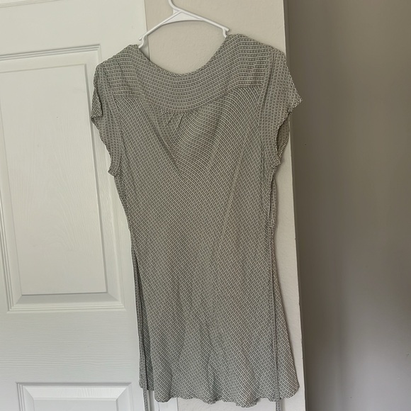 2000s Faded Glory Sage Green Mini Dress - Picture 4 of 6